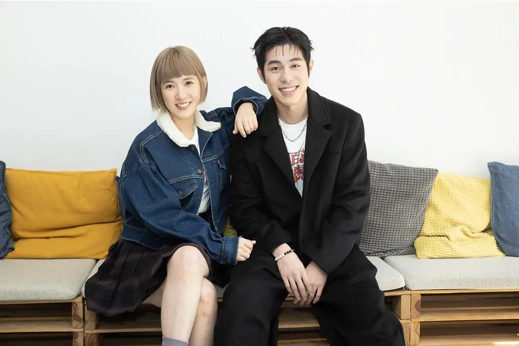 公园吻戏竟引来警察?孙可芳抢先杨谨华“挖掘”了詹怀云 公园吻戏竟引来警察?孙可芳抢先杨谨华“挖掘”了詹怀云