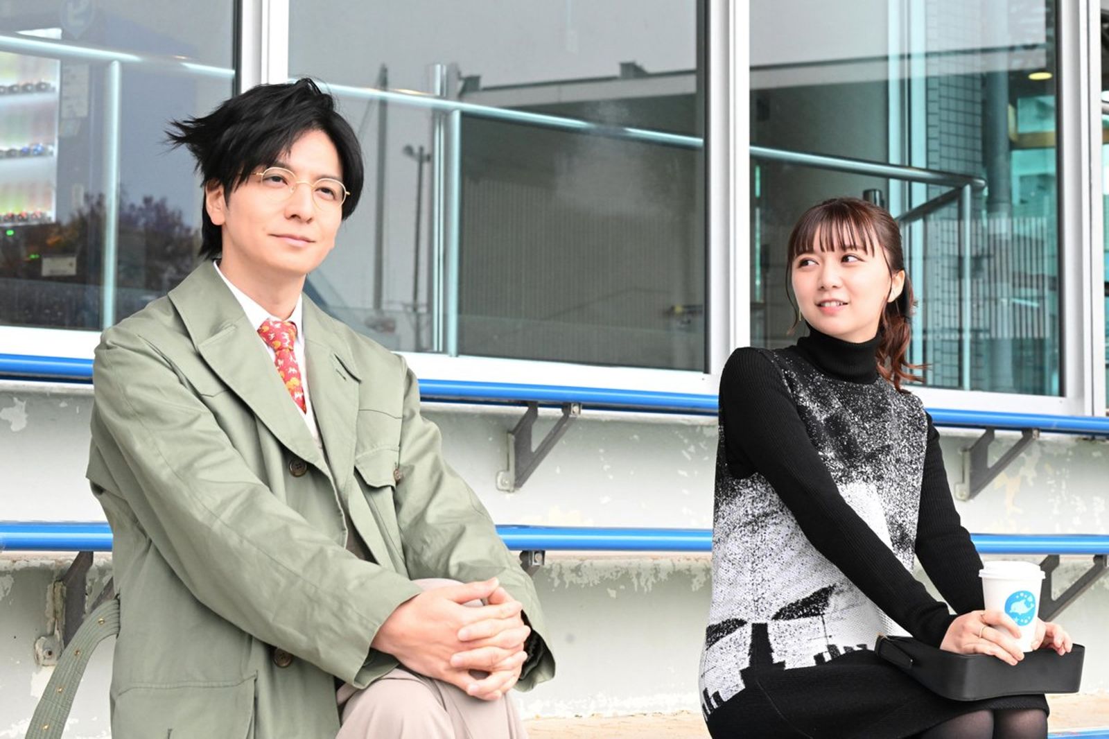 41 岁生田斗真回归爱情喜剧，感叹与上白石萌歌 16 岁年龄差：得更注意保养了