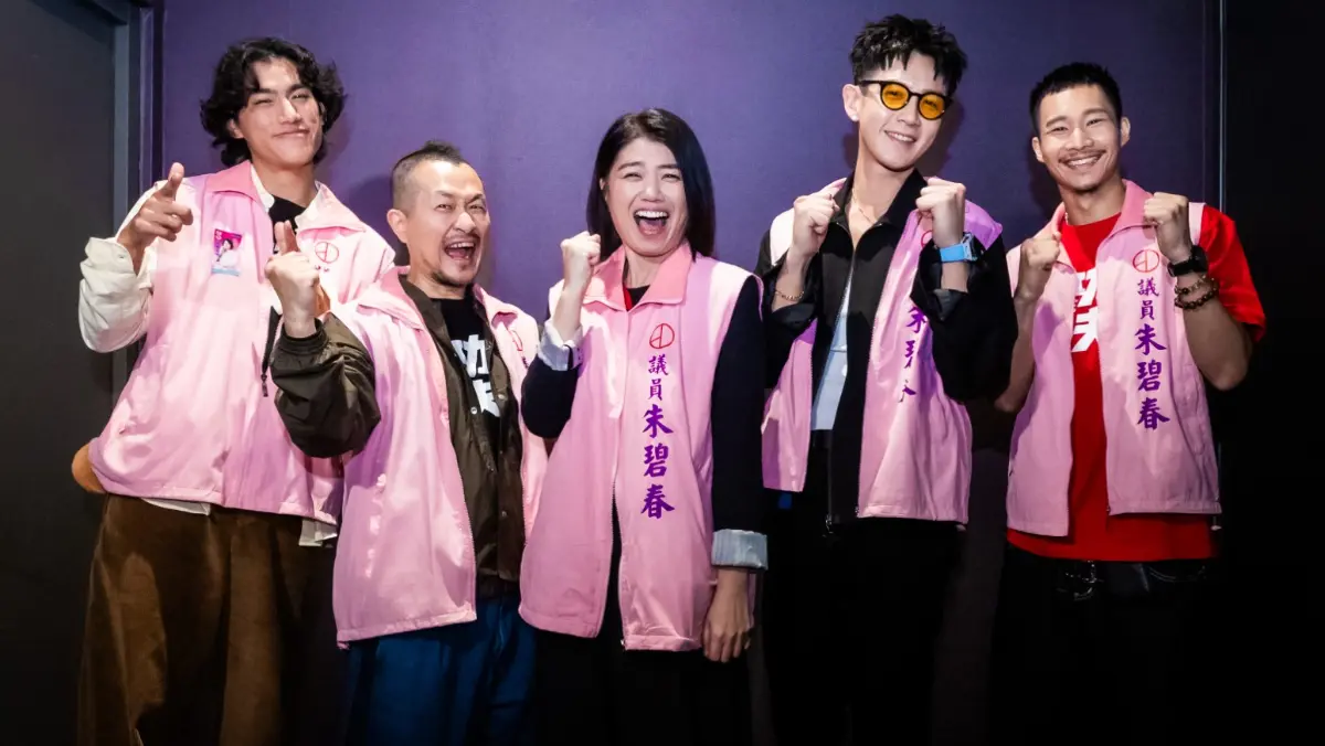 时隔 25 年再续前缘,九把刀揭秘电影版《功夫》为何大改原著“残酷结局”? 时隔 25 年再续前缘,九把刀揭秘电影版《功夫》为何大改原著“残酷结局”?