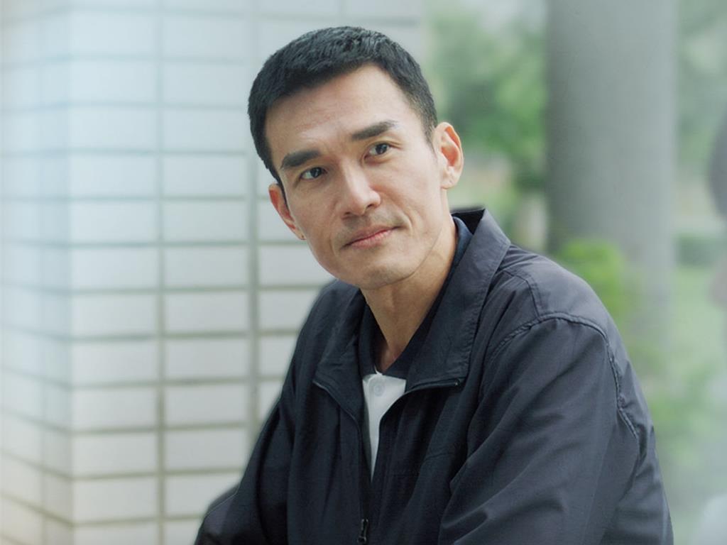 《以身相许》：杨一展、杨铭威演出无名英雄的生命重量